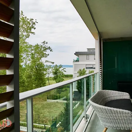 Azur - Hostaid Apartment *