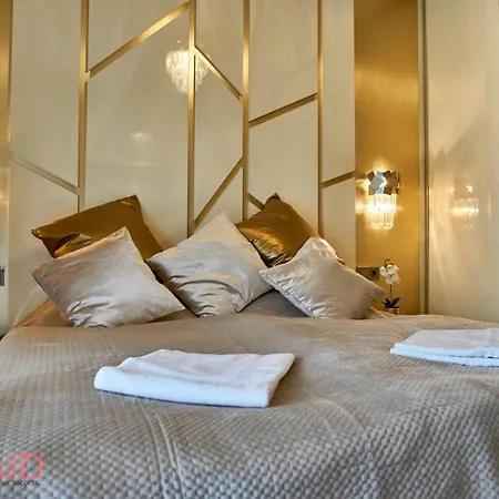 Azur - Hostaid Apartment