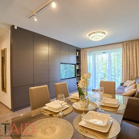 Azur - Hostaid Apartment Siofok