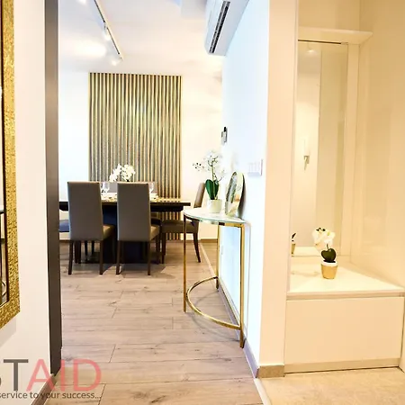 Azur - Hostaid Apartment Siofok