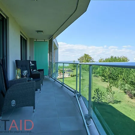 Apartment Azur - Hostaid Siofok